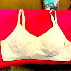 Large NWOT adjustable bralette